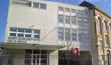 CMMA Assurance et la troupe LeMitch Impro sensibilisent aux risques routiers les jeunes du lycée Saint-Jean-Baptiste de Reims